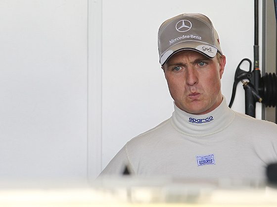 Ralf Schumacher (Laureus AMG Mercedes) enttäuscht nachdem er kein Kapital aus seiner Pole-Position schlagen konnte und am Ende aufgrund einer Drive-Through-Strafe auf Platz 11 das Rennen beendete